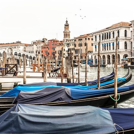 Charming Apartment On The Grand Canal R&R Veneza Exterior foto