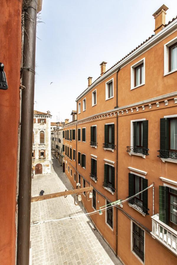 Charming Apartment On The Grand Canal R&R Veneza Exterior foto